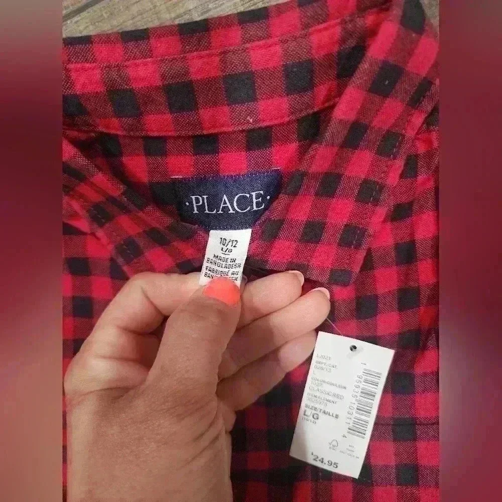 The Children's Place Plaid Button Up Shirt Boys Size Large 10-12 Red Black